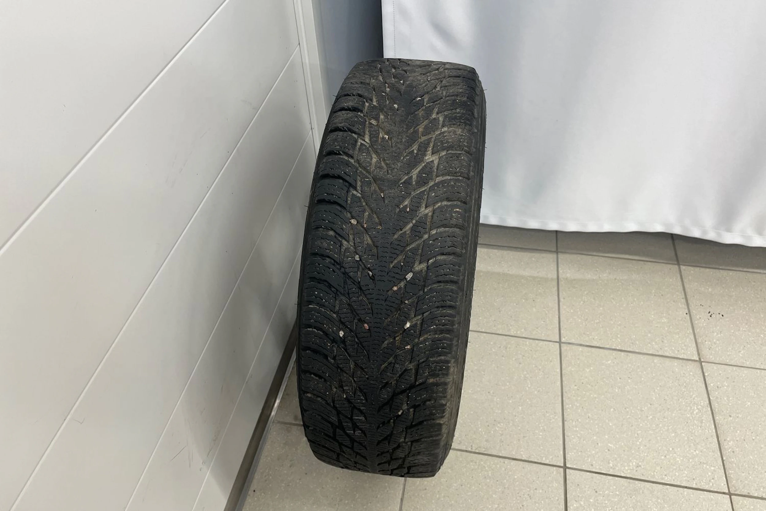 Harmaa Volkswagen Tiguan 2021 kuva 22.