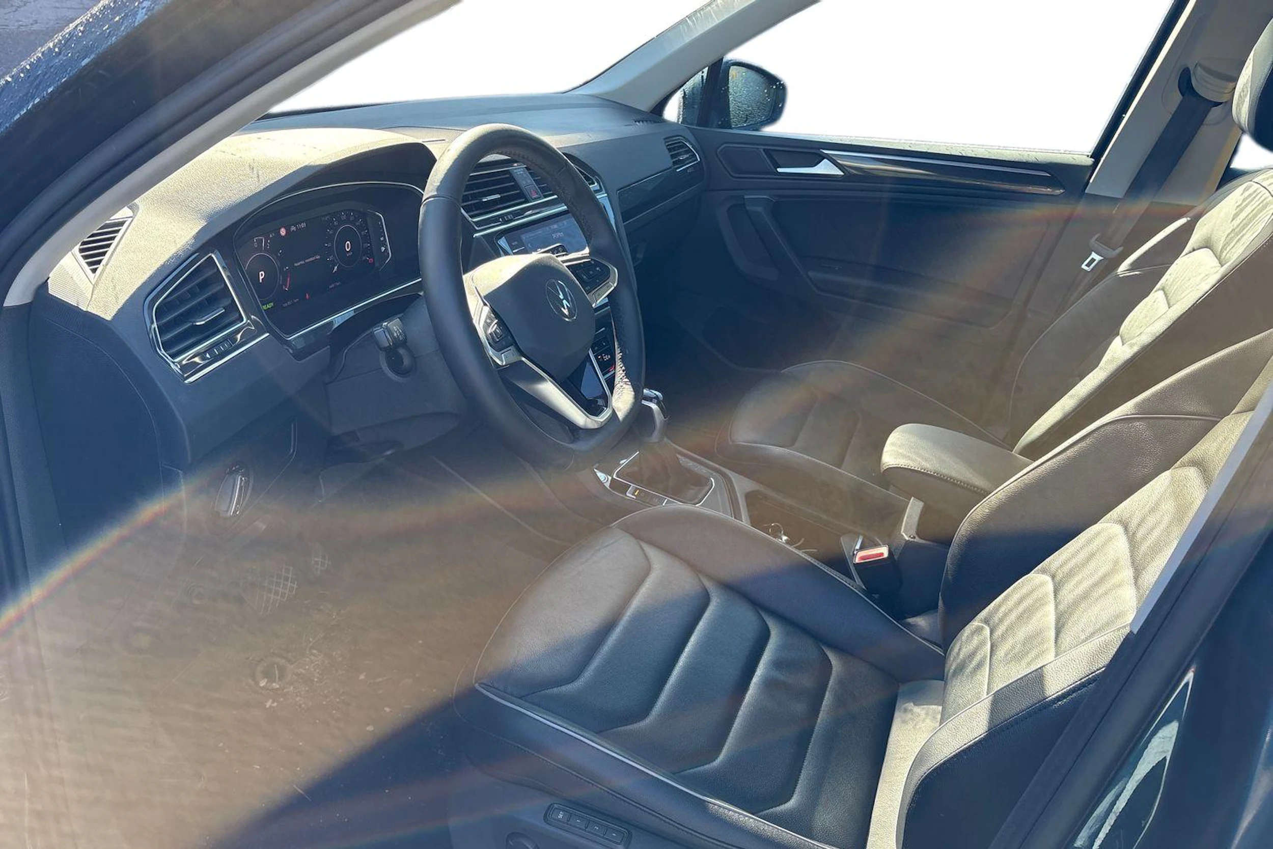 sininen Volkswagen Tiguan 2021 kuva 3.