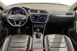sininen Volkswagen Tiguan 2021 kuva 7.