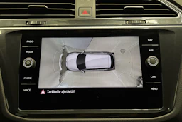 sininen Volkswagen Tiguan 2021 kuva 17.