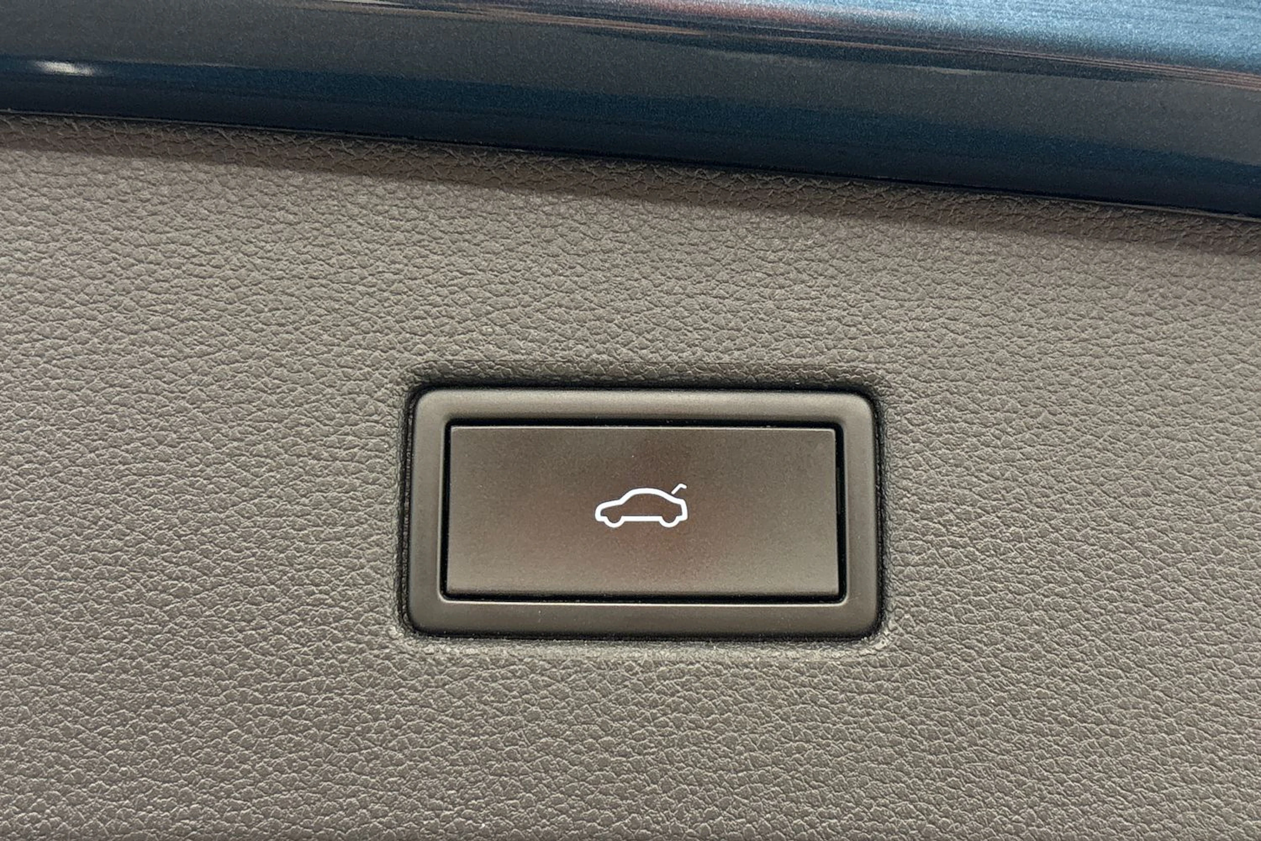 sininen Volkswagen Tiguan 2021 kuva 24.