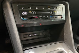 musta Volkswagen Tiguan 2021 kuva 25.