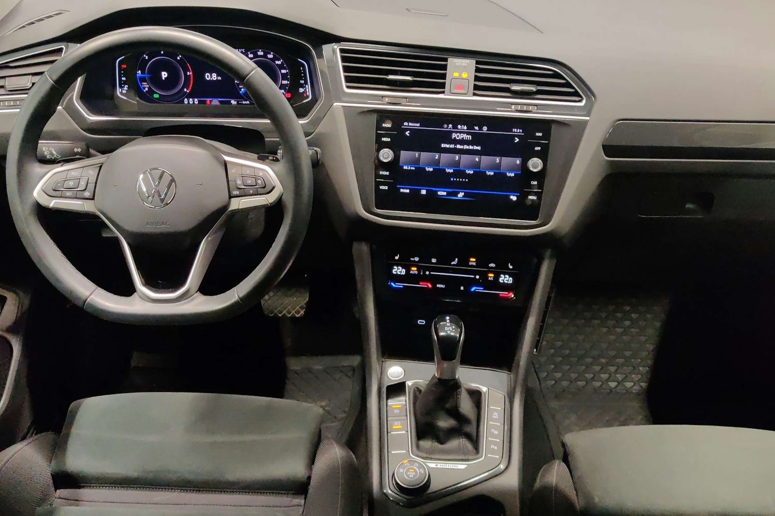 met. sininen Volkswagen Tiguan 2021 kuva 7.