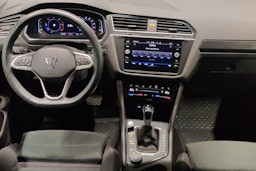 met. sininen Volkswagen Tiguan 2021 kuva 7.