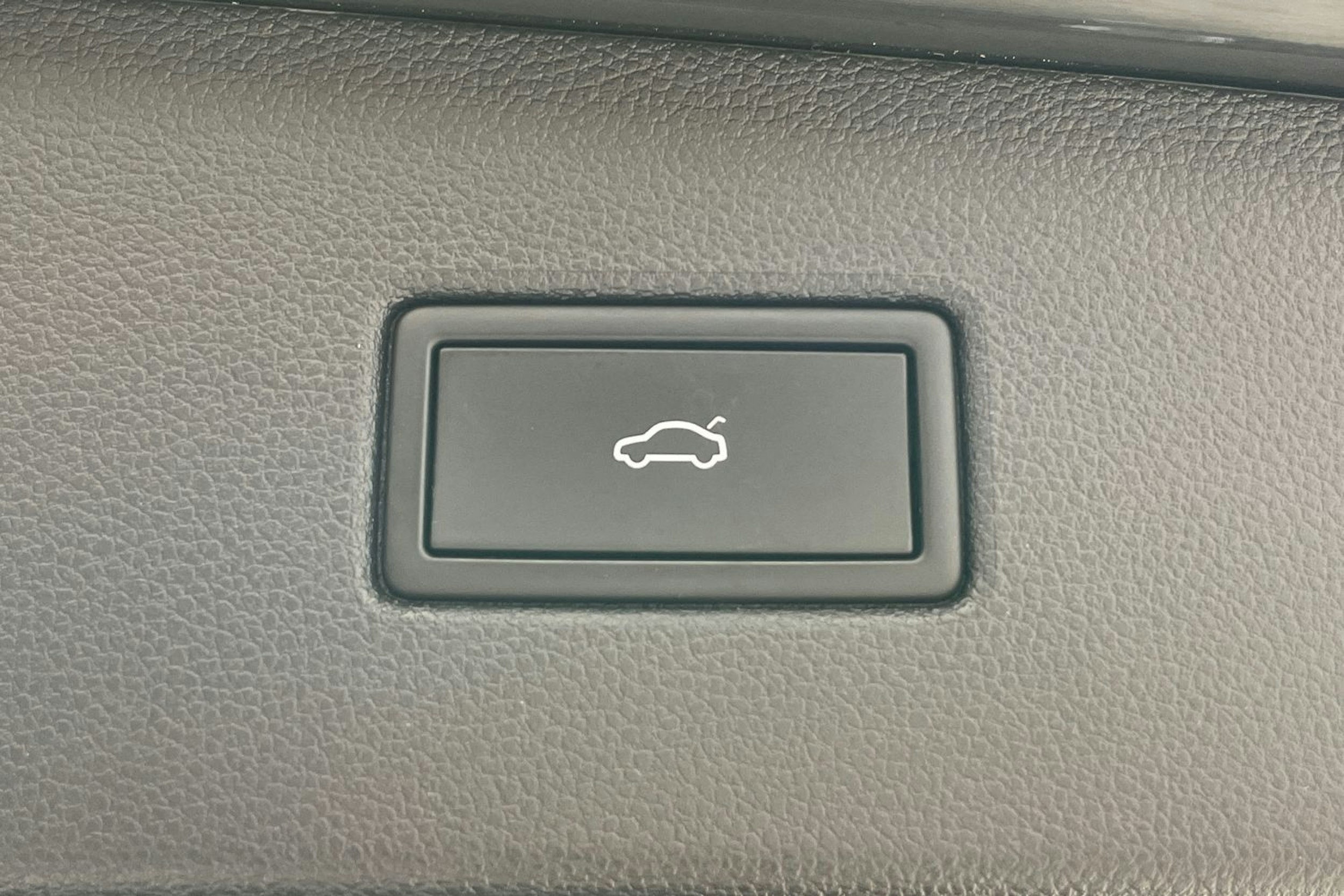 harmaa Volkswagen Tiguan 2021 kuva 17.