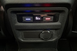 harmaa Volkswagen Tiguan 2021 kuva 18.