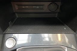 harmaa Volkswagen Tiguan 2021 kuva 31.