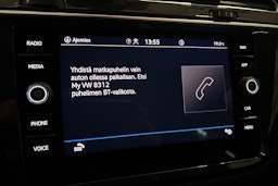 Harmaa Volkswagen Tiguan 2021 kuva 19.