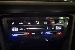 Harmaa Volkswagen Tiguan 2021 kuva 22.