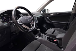 sininen Volkswagen Tiguan 2021 kuva 7.
