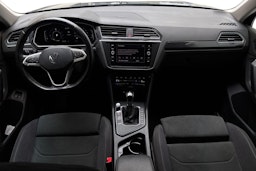 sininen Volkswagen Tiguan 2021 kuva 9.