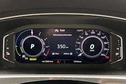 sininen Volkswagen Tiguan 2021 kuva 18.