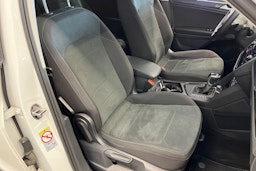 valkoinen Volkswagen Tiguan 2021 kuva 12.
