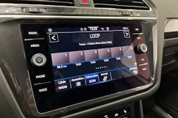 valkoinen Volkswagen Tiguan 2021 kuva 15.