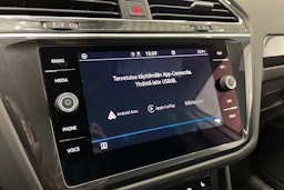 valkoinen Volkswagen Tiguan 2021 kuva 16.
