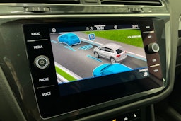 valkoinen Volkswagen Tiguan 2021 kuva 22.