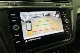 valkoinen Volkswagen Tiguan 2021 kuva 23.