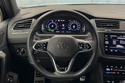 sininen Volkswagen Tiguan 2022 kuva 9.