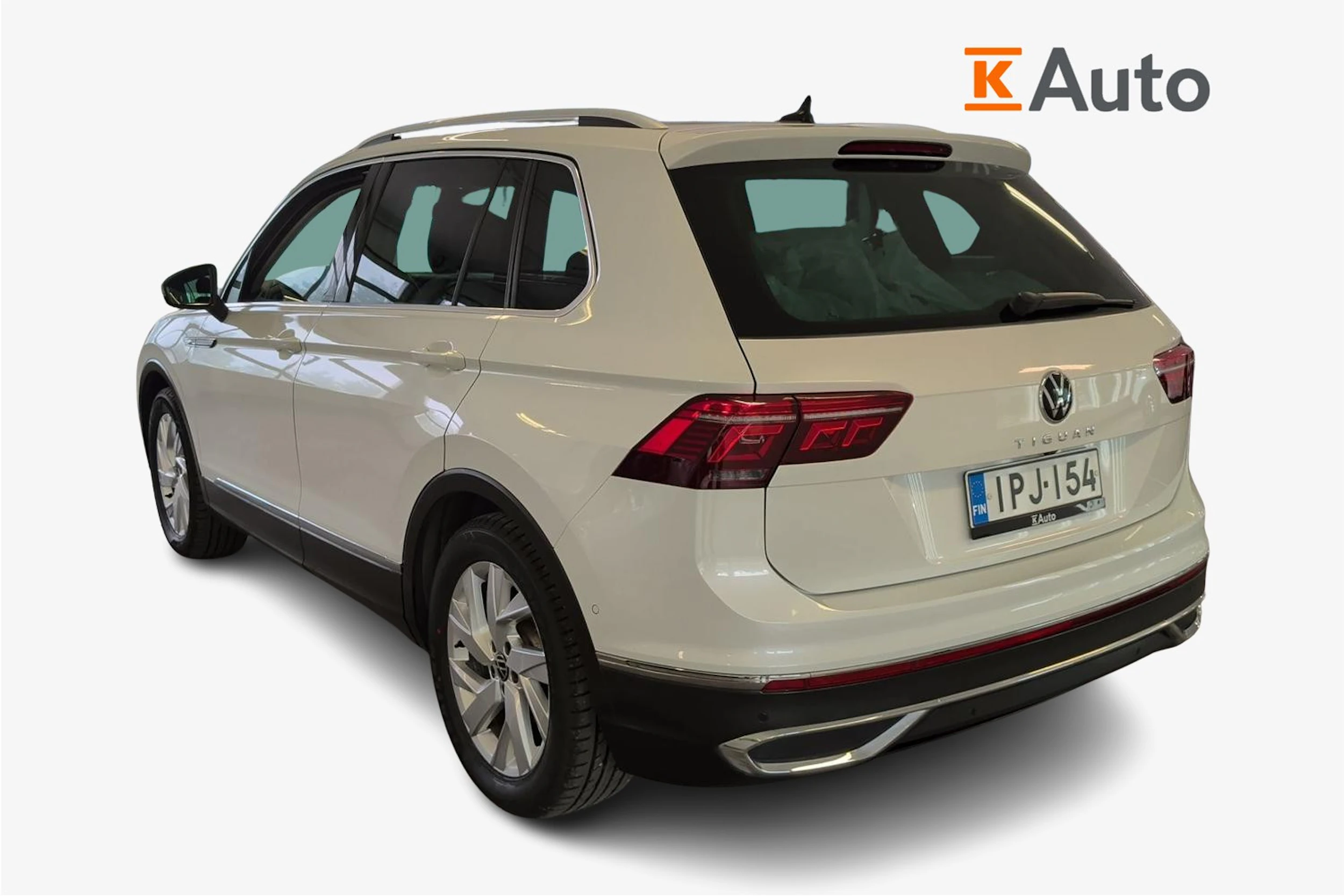 valkoinen Volkswagen Tiguan 2022 kuva 2.