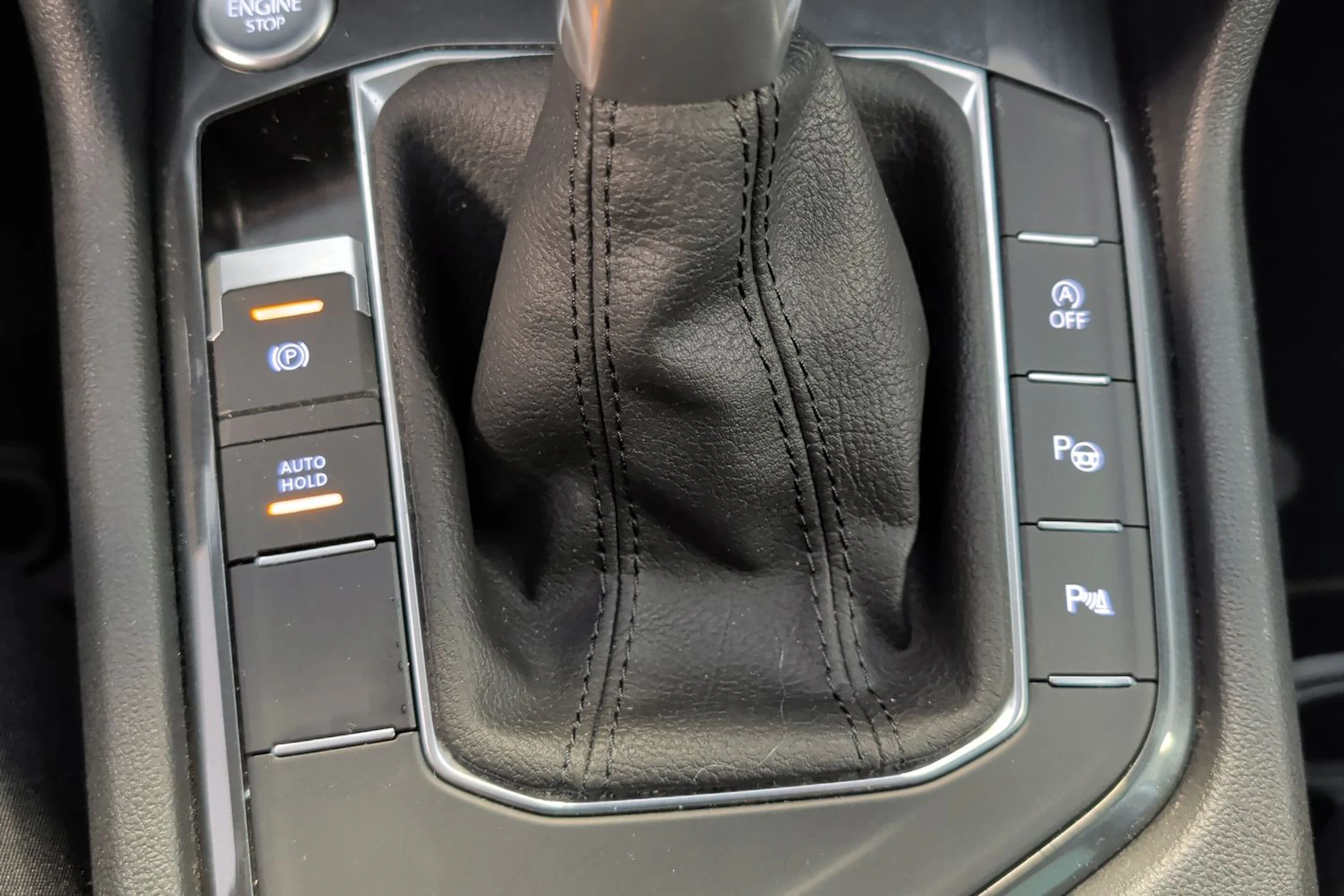 valkoinen Volkswagen Tiguan 2022 kuva 17.