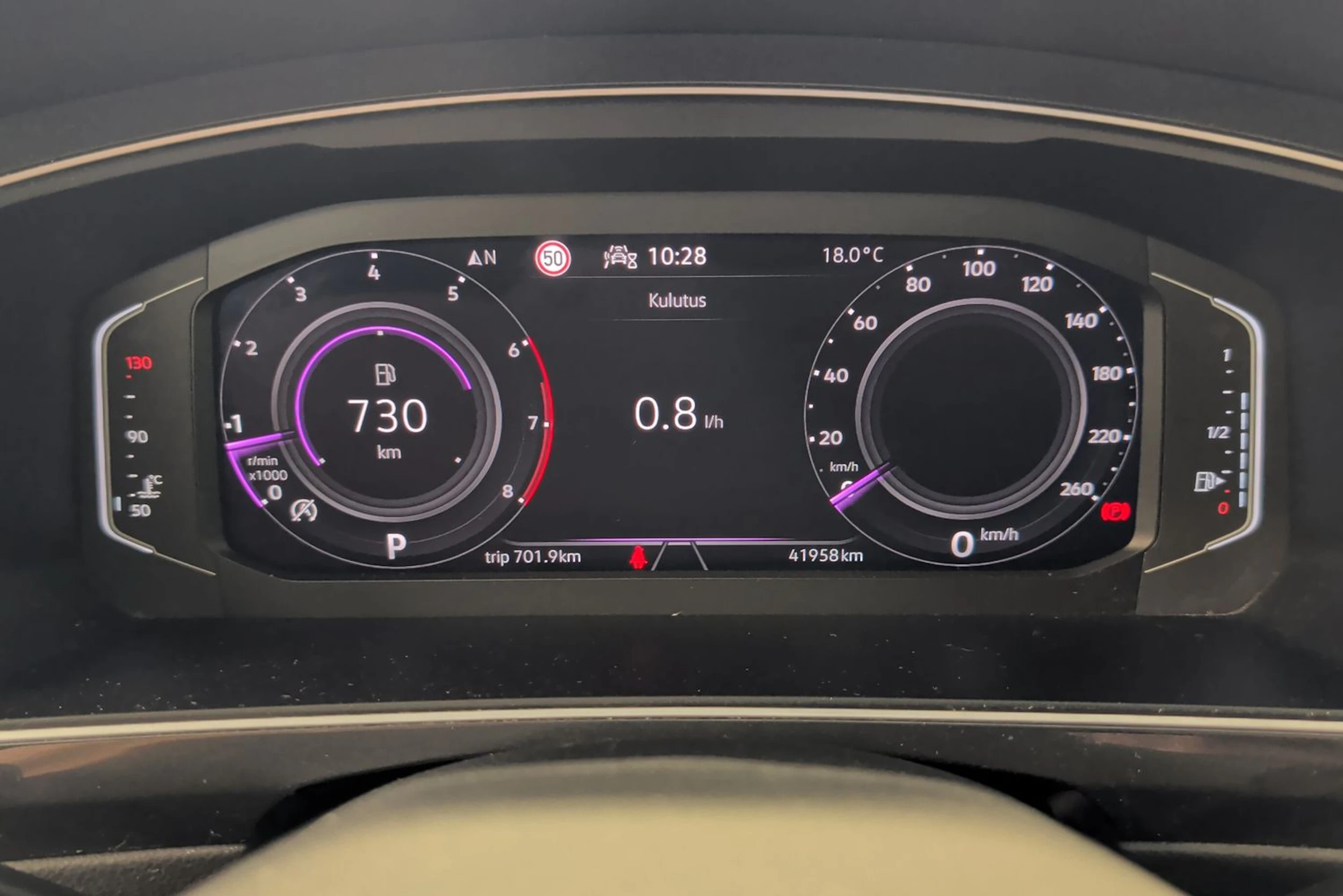 valkoinen Volkswagen Tiguan 2022 kuva 21.
