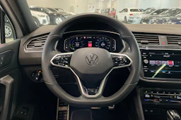 valkoinen Volkswagen Tiguan 2022 kuva 18.