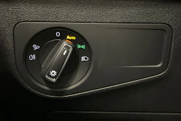 valkoinen Volkswagen Tiguan 2022 kuva 22.