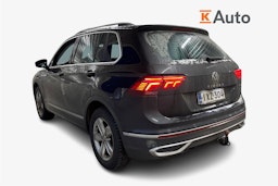Musta Volkswagen Tiguan 2021 kuva 3.