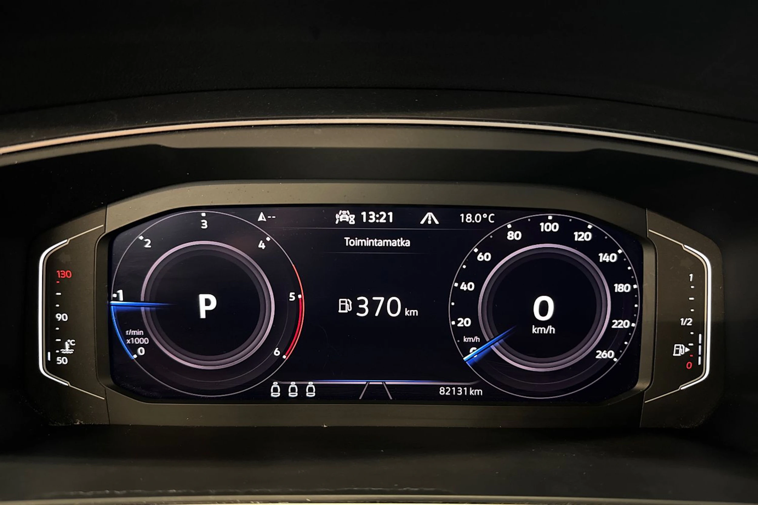harmaa Volkswagen Tiguan 2021 kuva 16.