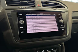 harmaa Volkswagen Tiguan 2021 kuva 20.
