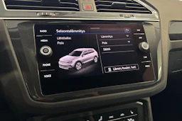 harmaa Volkswagen Tiguan 2021 kuva 22.