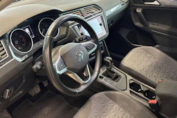 valkoinen Volkswagen Tiguan 2021 kuva 6.
