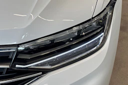valkoinen Volkswagen Tiguan 2021 kuva 14.