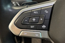 valkoinen Volkswagen Tiguan 2021 kuva 21.