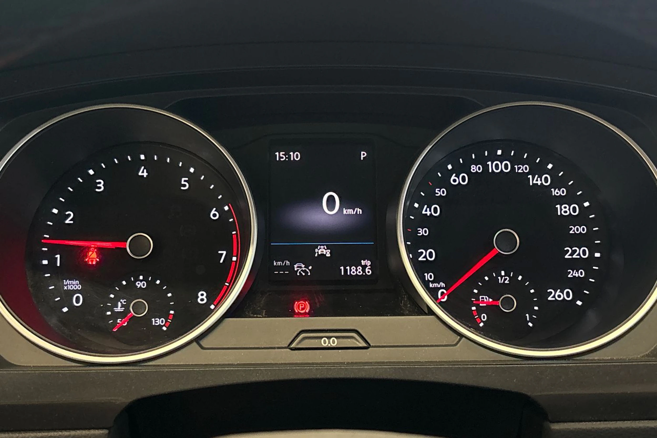 valkoinen Volkswagen Tiguan 2021 kuva 33.