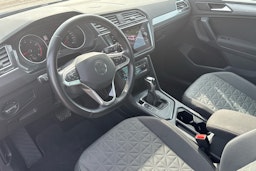 harmaa Volkswagen Tiguan 2021 kuva 6.