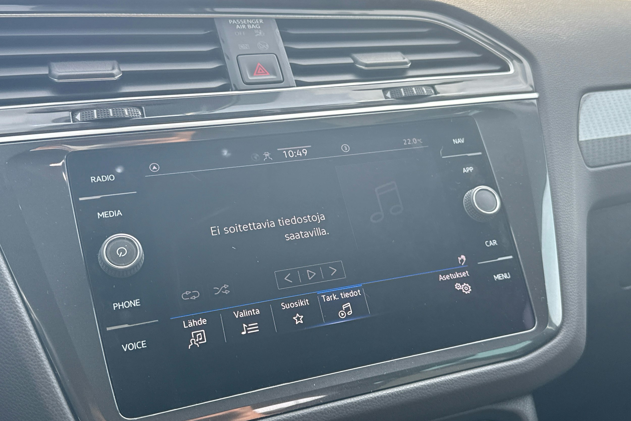 harmaa Volkswagen Tiguan 2021 kuva 17.