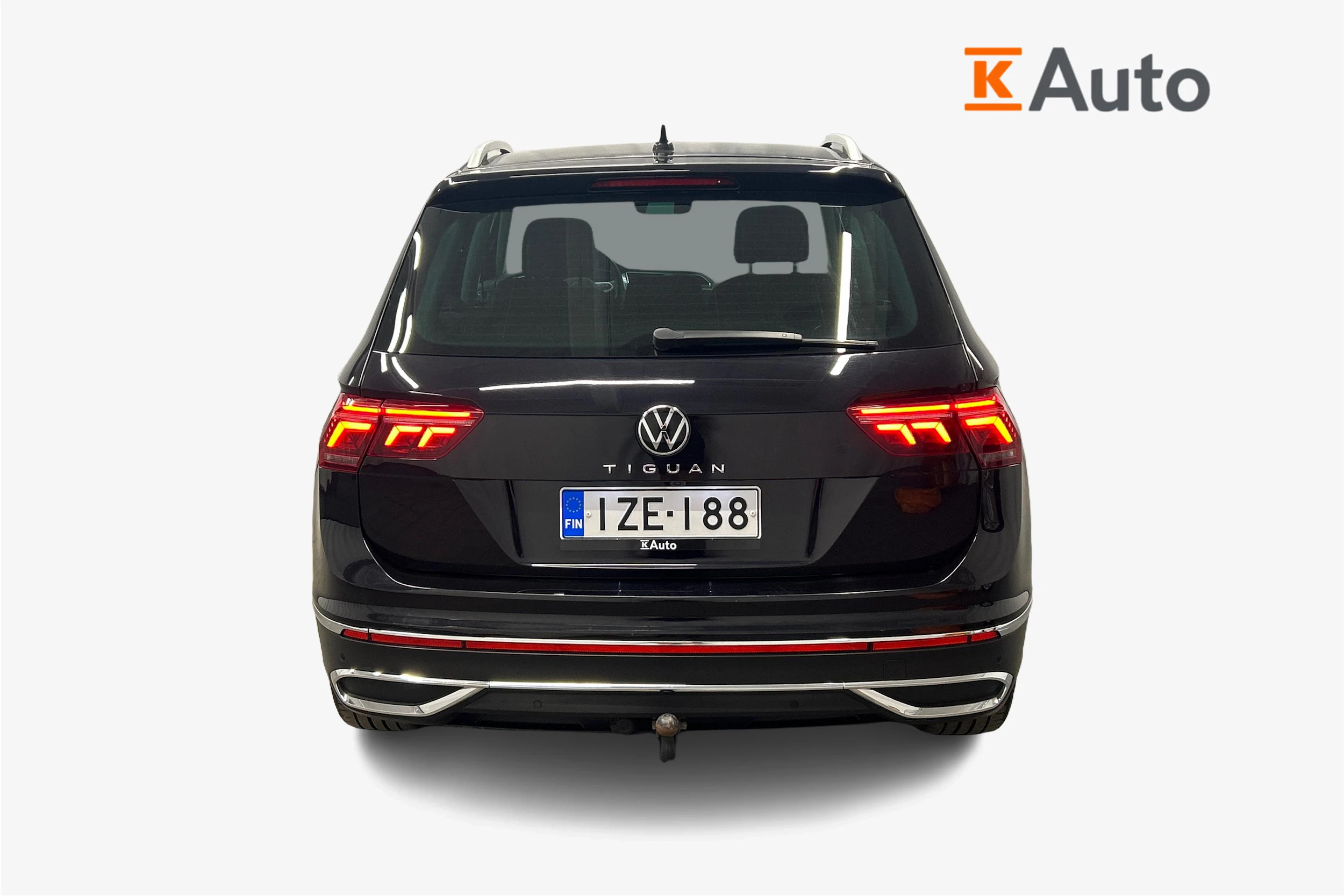 Musta Volkswagen Tiguan 2021 kuva 3.