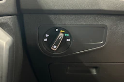 Musta Volkswagen Tiguan 2021 kuva 13.