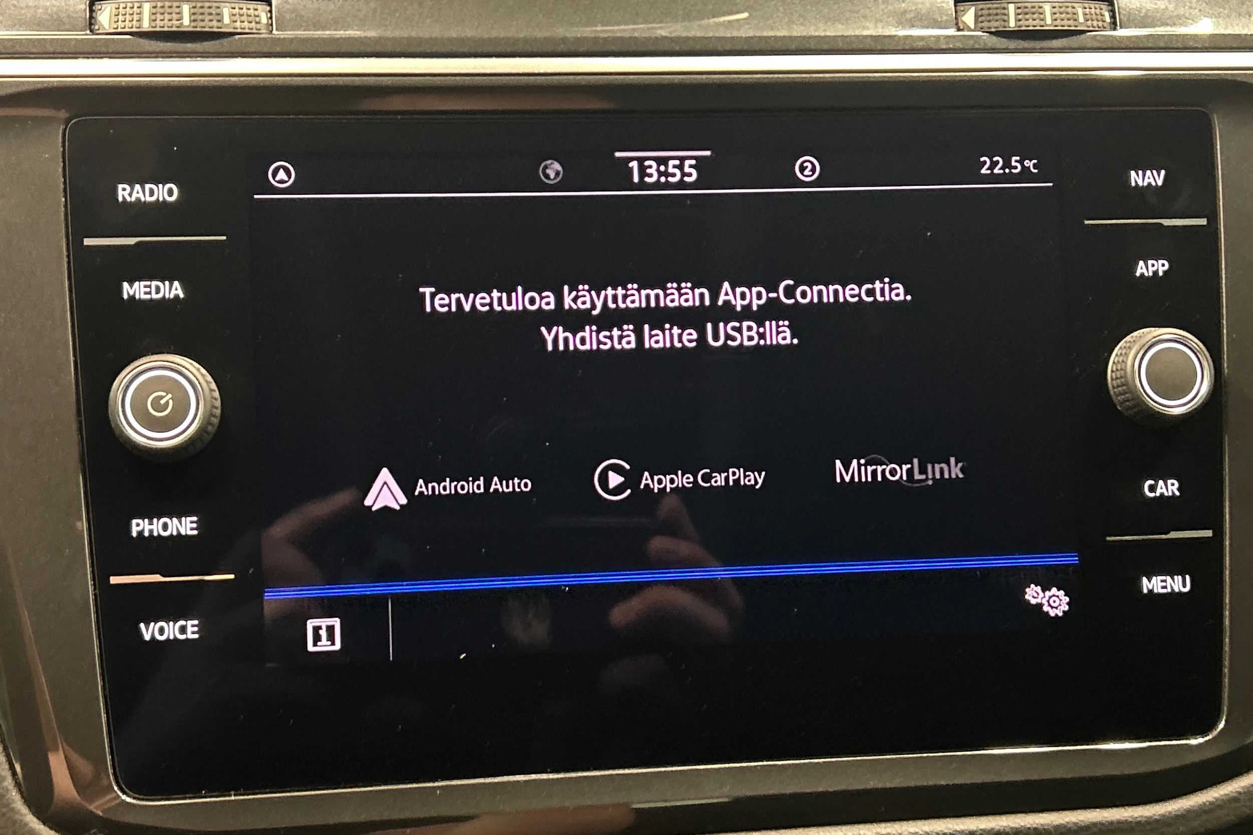 Musta Volkswagen Tiguan 2021 kuva 19.