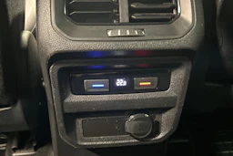 Musta Volkswagen Tiguan 2021 kuva 22.