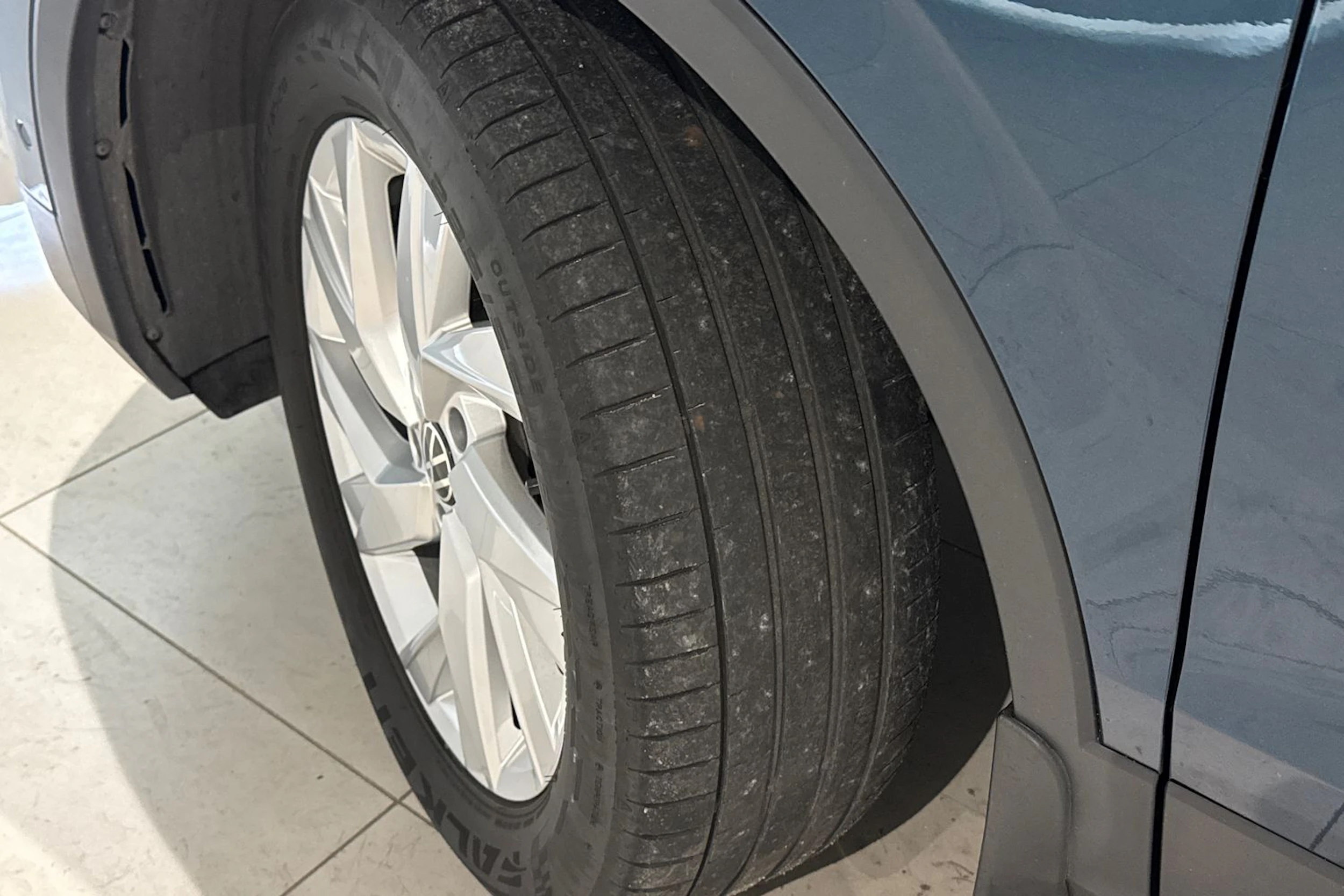 sininen Volkswagen Tiguan 2021 kuva 10.