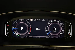 sininen Volkswagen Tiguan 2021 kuva 18.