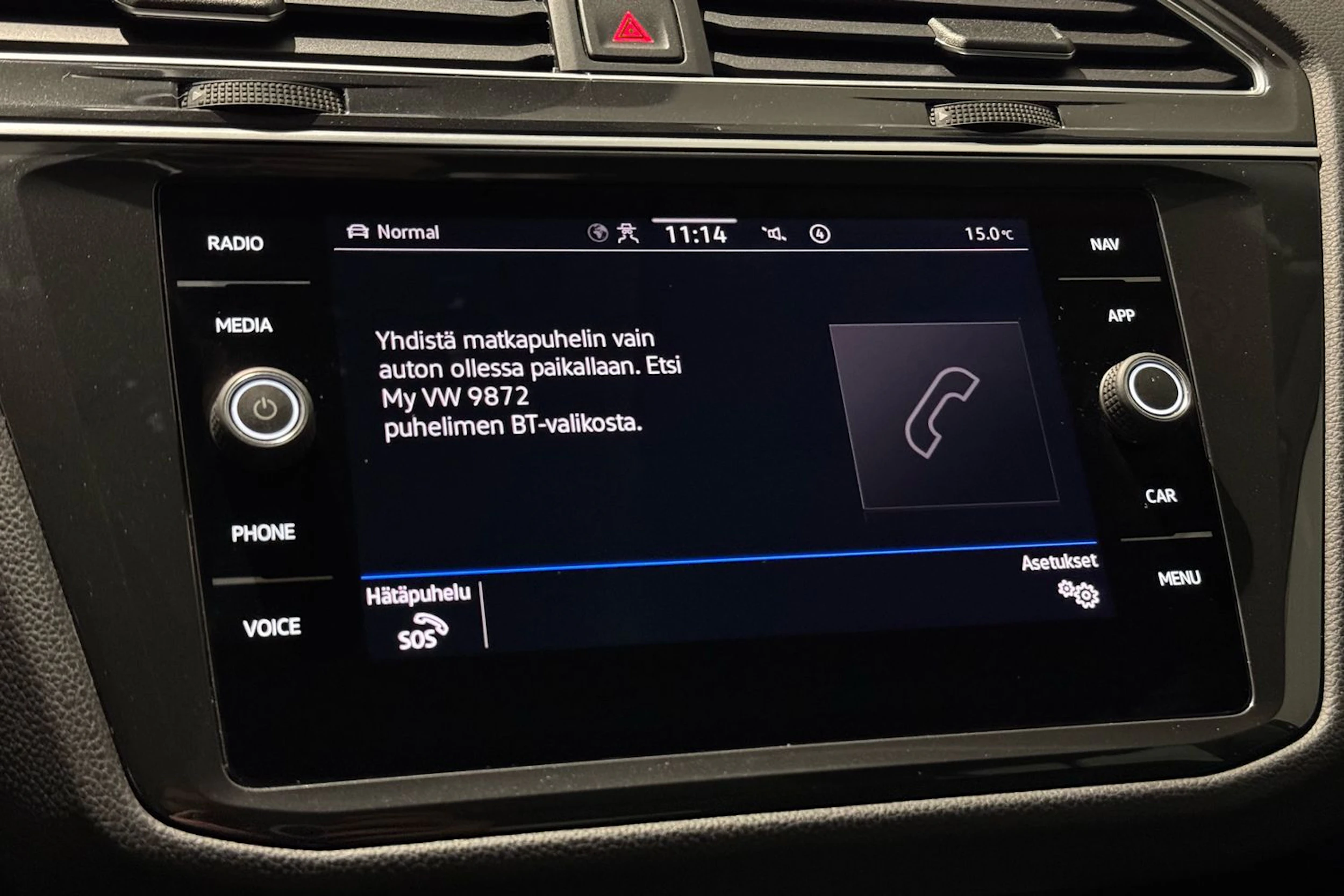 sininen Volkswagen Tiguan 2021 kuva 21.