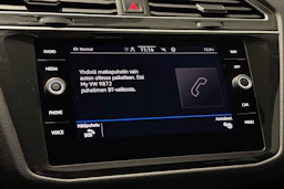 sininen Volkswagen Tiguan 2021 kuva 21.