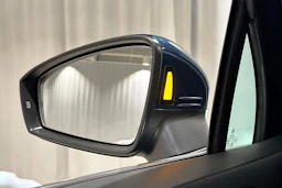 sininen Volkswagen Tiguan 2021 kuva 28.