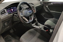 valkoinen Volkswagen Tiguan 2021 kuva 7.