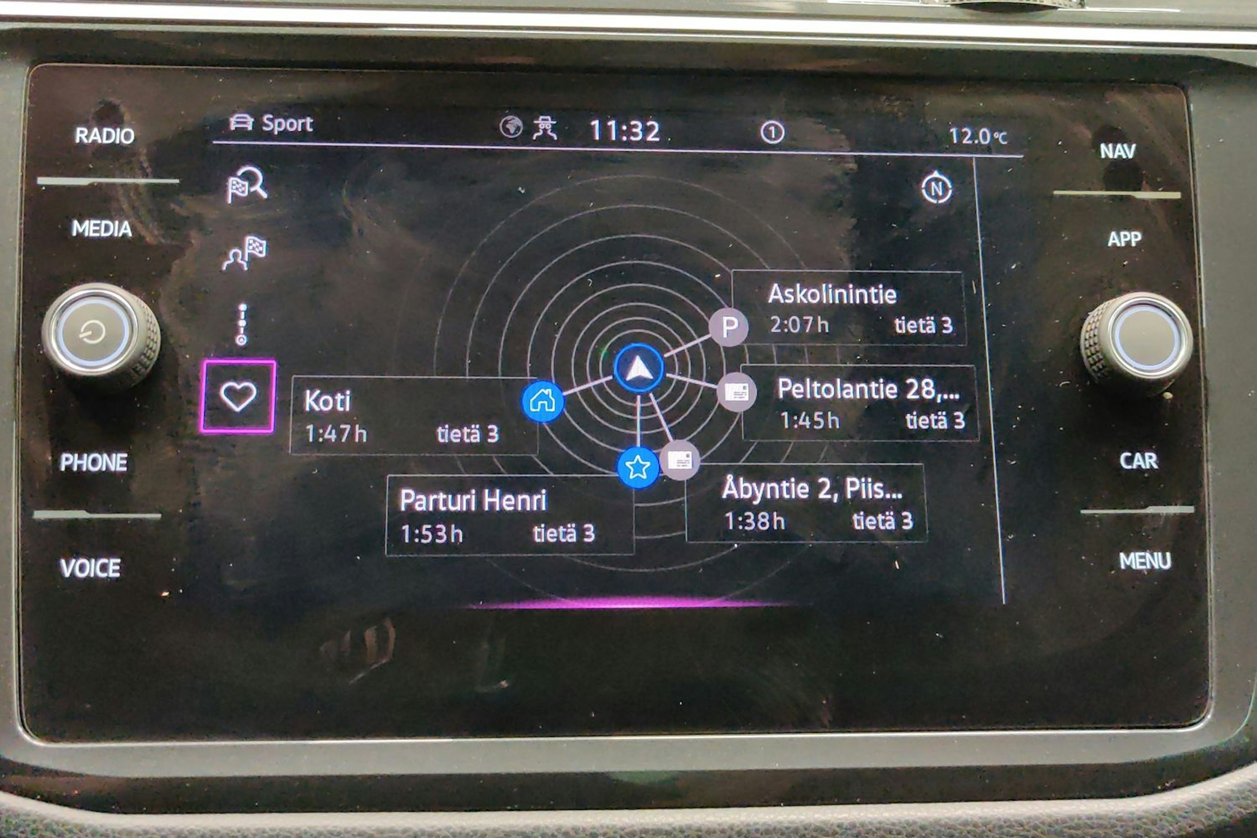 valkoinen Volkswagen Tiguan 2021 kuva 17.