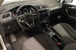 valkoinen Volkswagen Tiguan 2021 kuva 6.