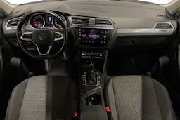valkoinen Volkswagen Tiguan 2021 kuva 7.
